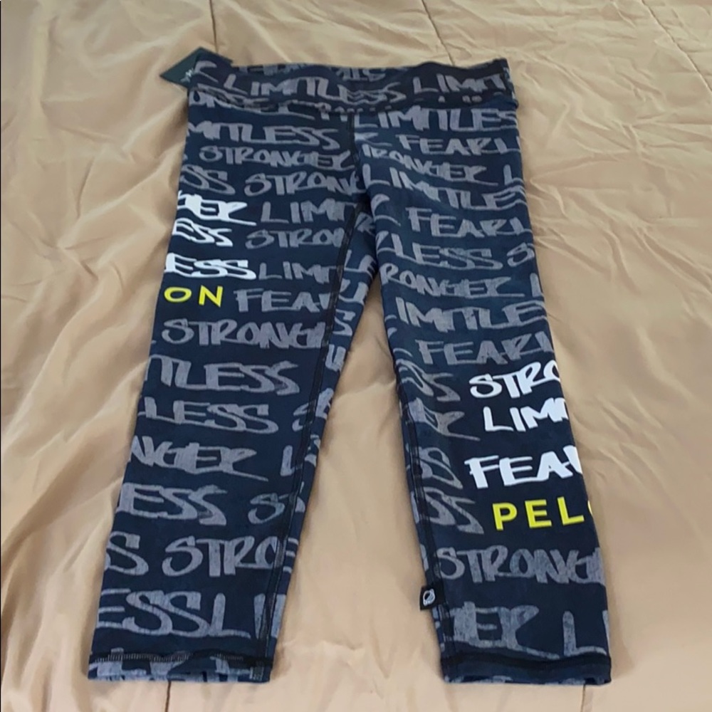 Peloton Capri print tights